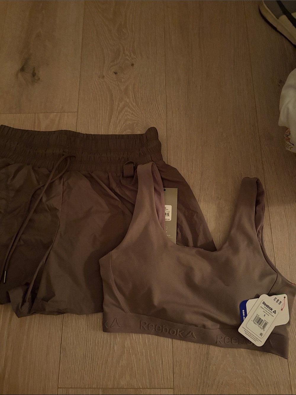 Reebok Women's Taupe Seamless Sports Bra and Shorts Set